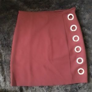 Grommet Side Mini Skirt in Wine